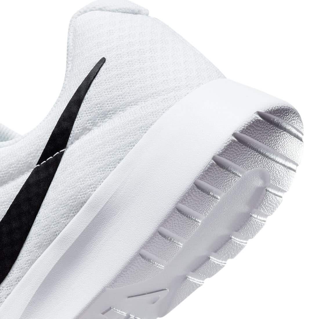 nike tanjun mens red